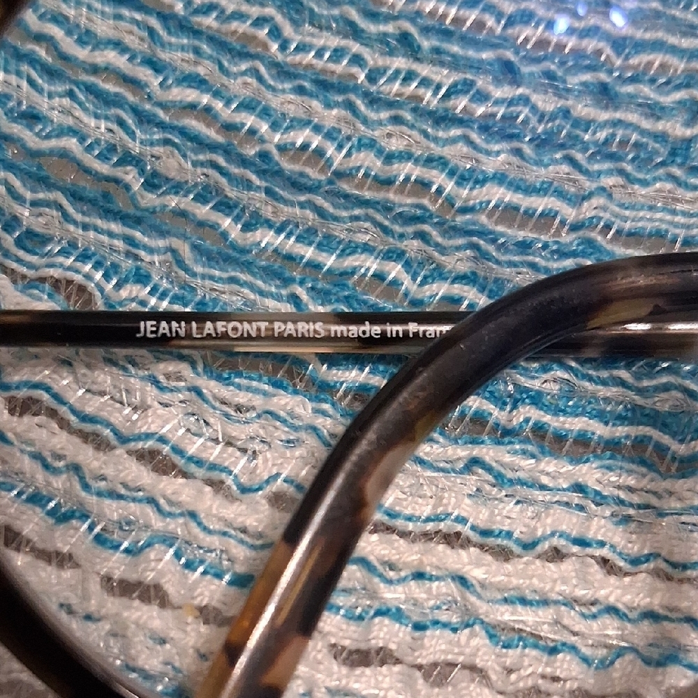 Round Tortoiseshell Glasses - Picture 12 of 13